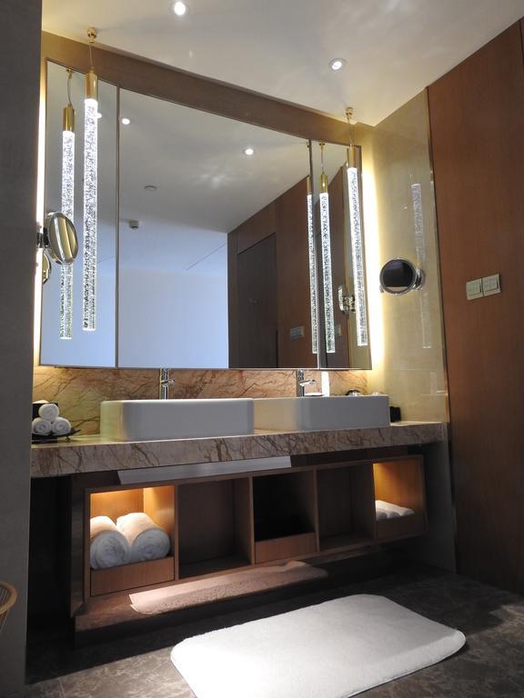 Radisson Blu Hotel Kashgar Bagian luar foto