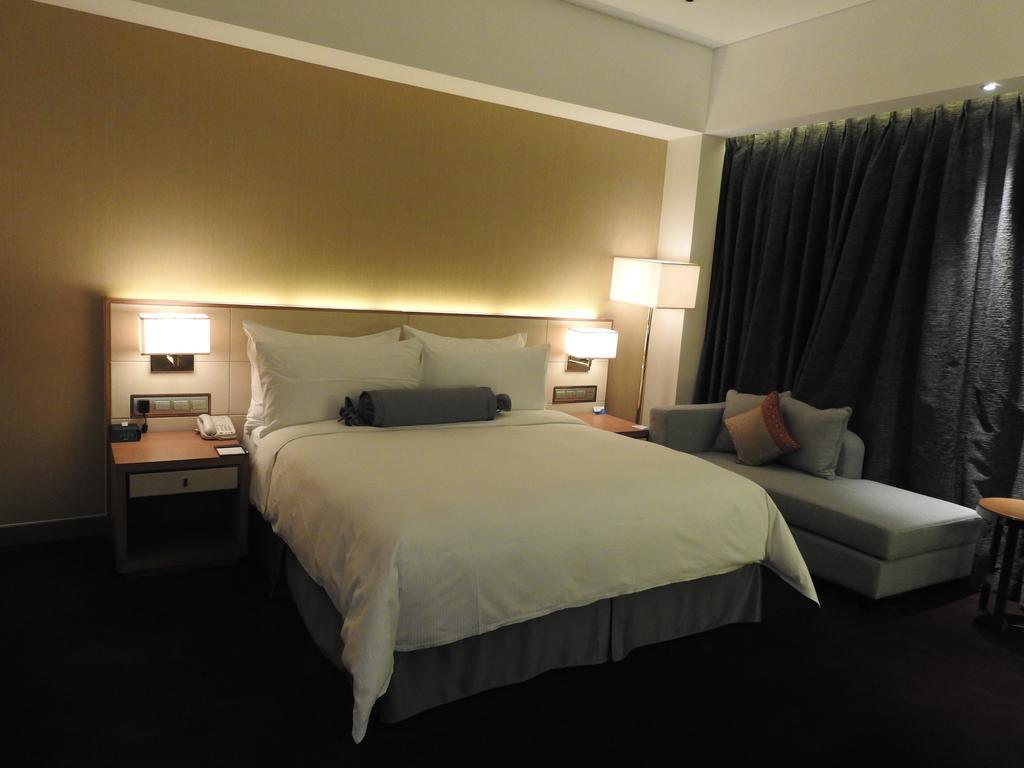 Radisson Blu Hotel Kashgar Bagian luar foto