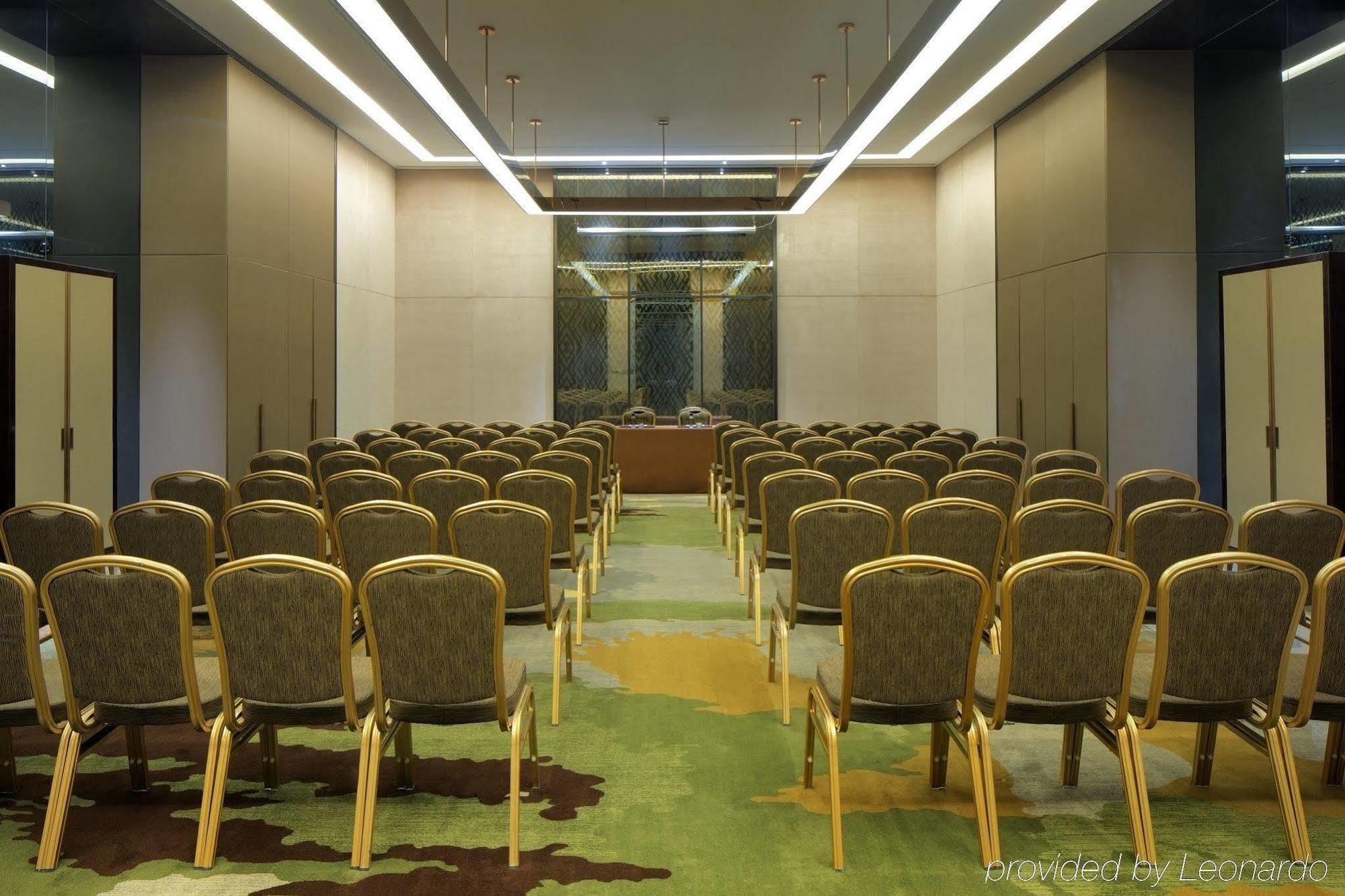 Radisson Blu Hotel Kashgar Bagian luar foto