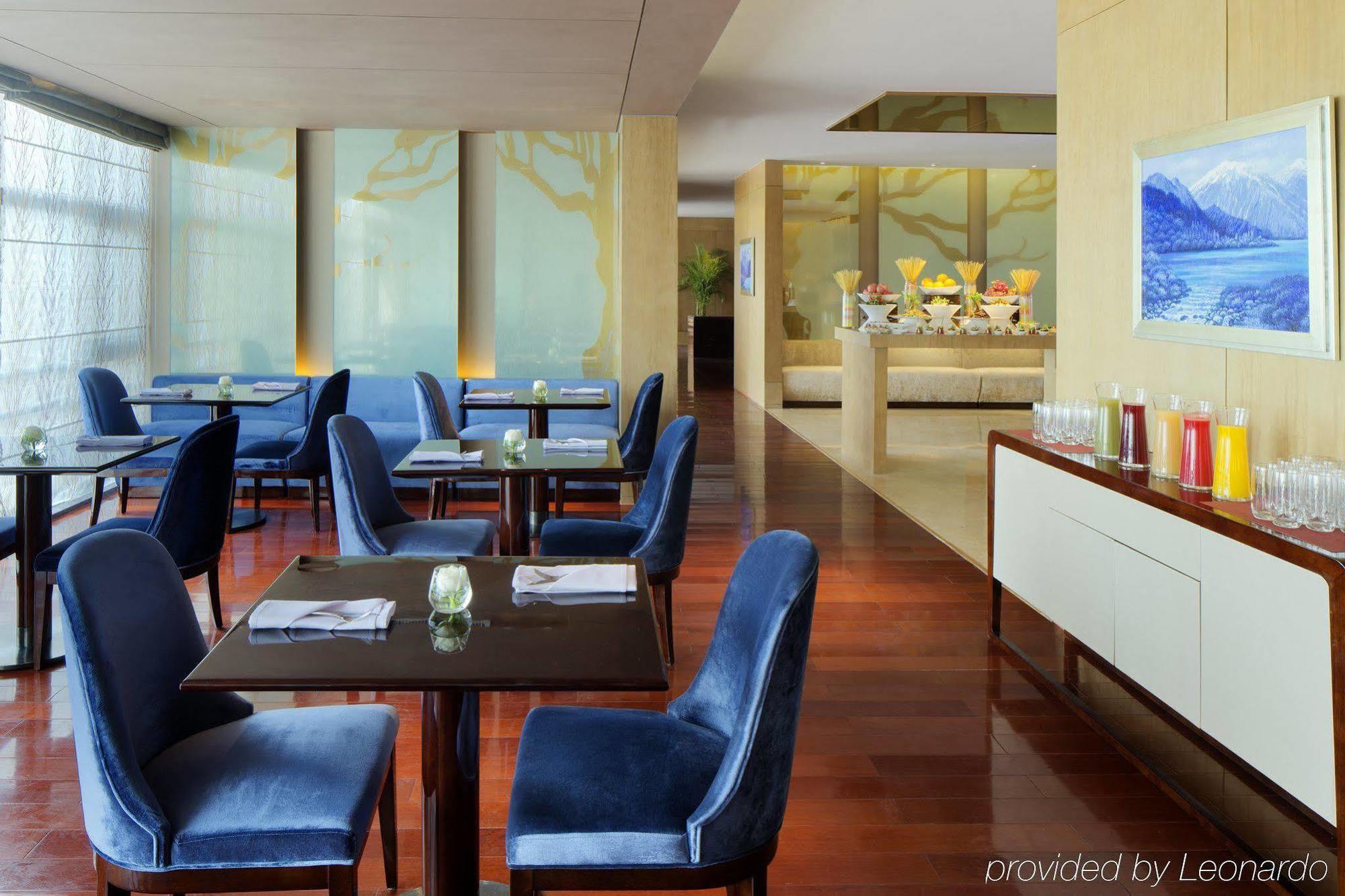 Radisson Blu Hotel Kashgar Bagian luar foto