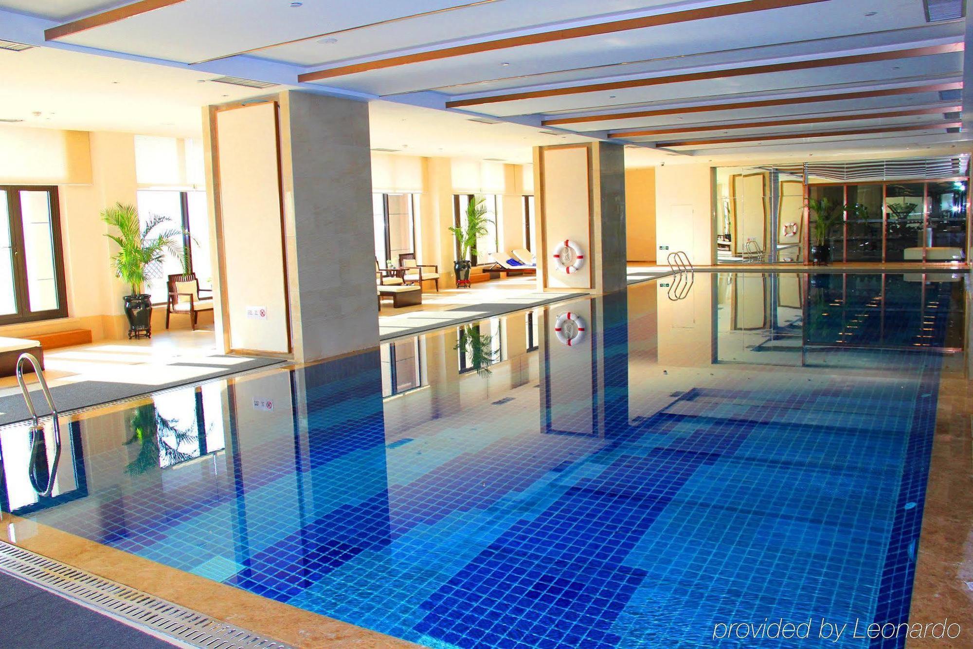 Radisson Blu Hotel Kashgar Bagian luar foto