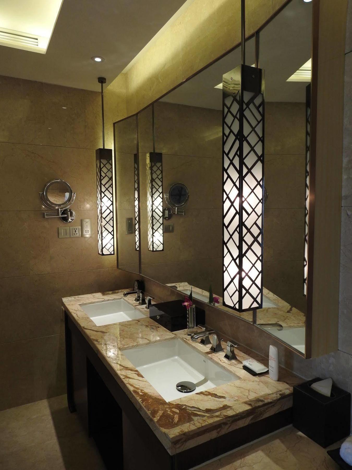 Radisson Blu Hotel Kashgar Bagian luar foto