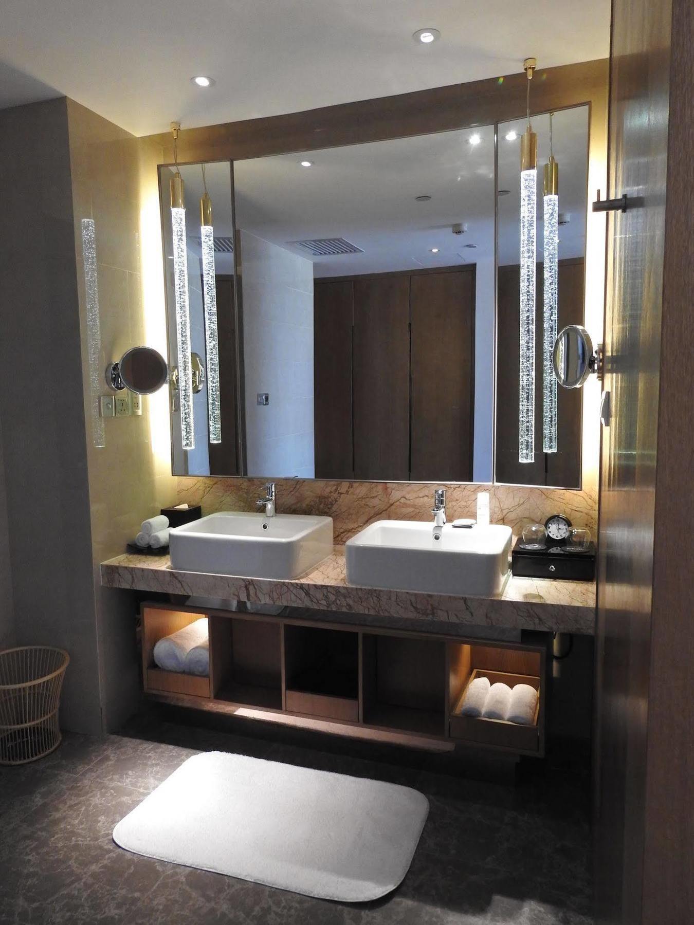 Radisson Blu Hotel Kashgar Bagian luar foto